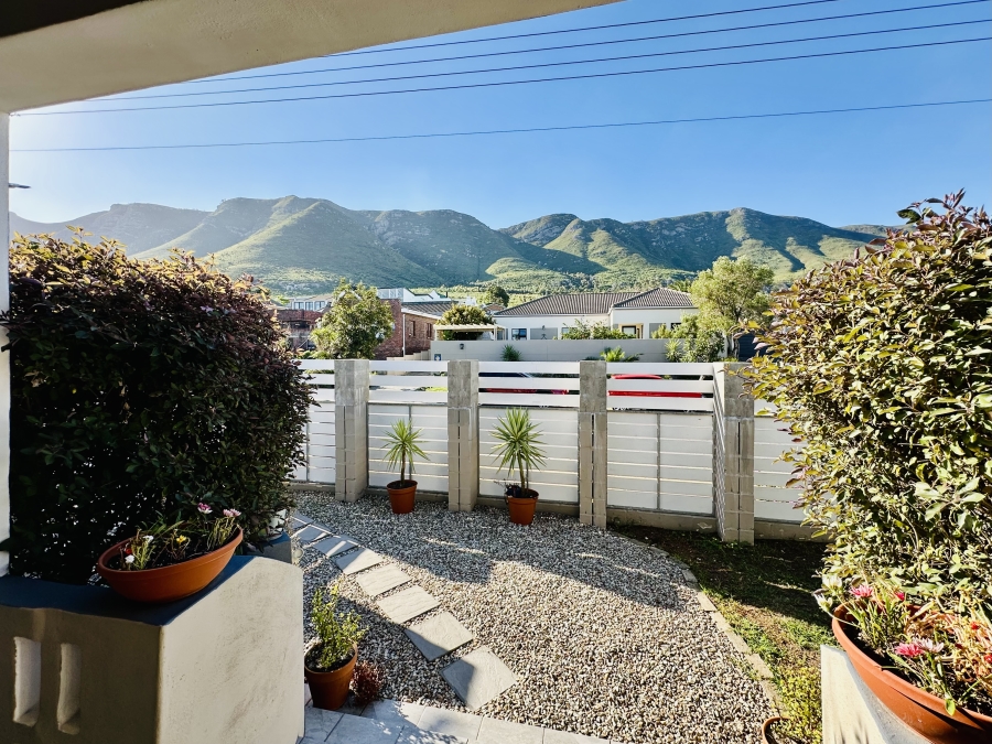 6 Bedroom Property for Sale in Onrus Western Cape